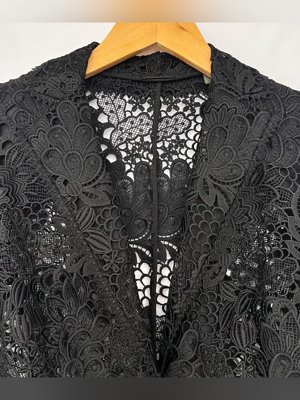 Elie Tahari Floral Crochet Lace Blazer Modern Unlined Pockets Size 0 Black - Picture 3 of 16